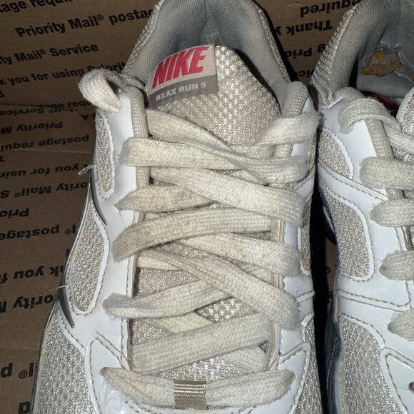 Nike Reax Run 5 Womens White Gray and Pink Running Shoe Size 9.5 - Picture 5 of 15